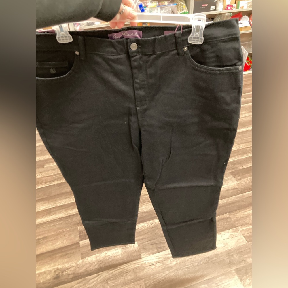 GV tribute Amanda jeans black new with tags size 4